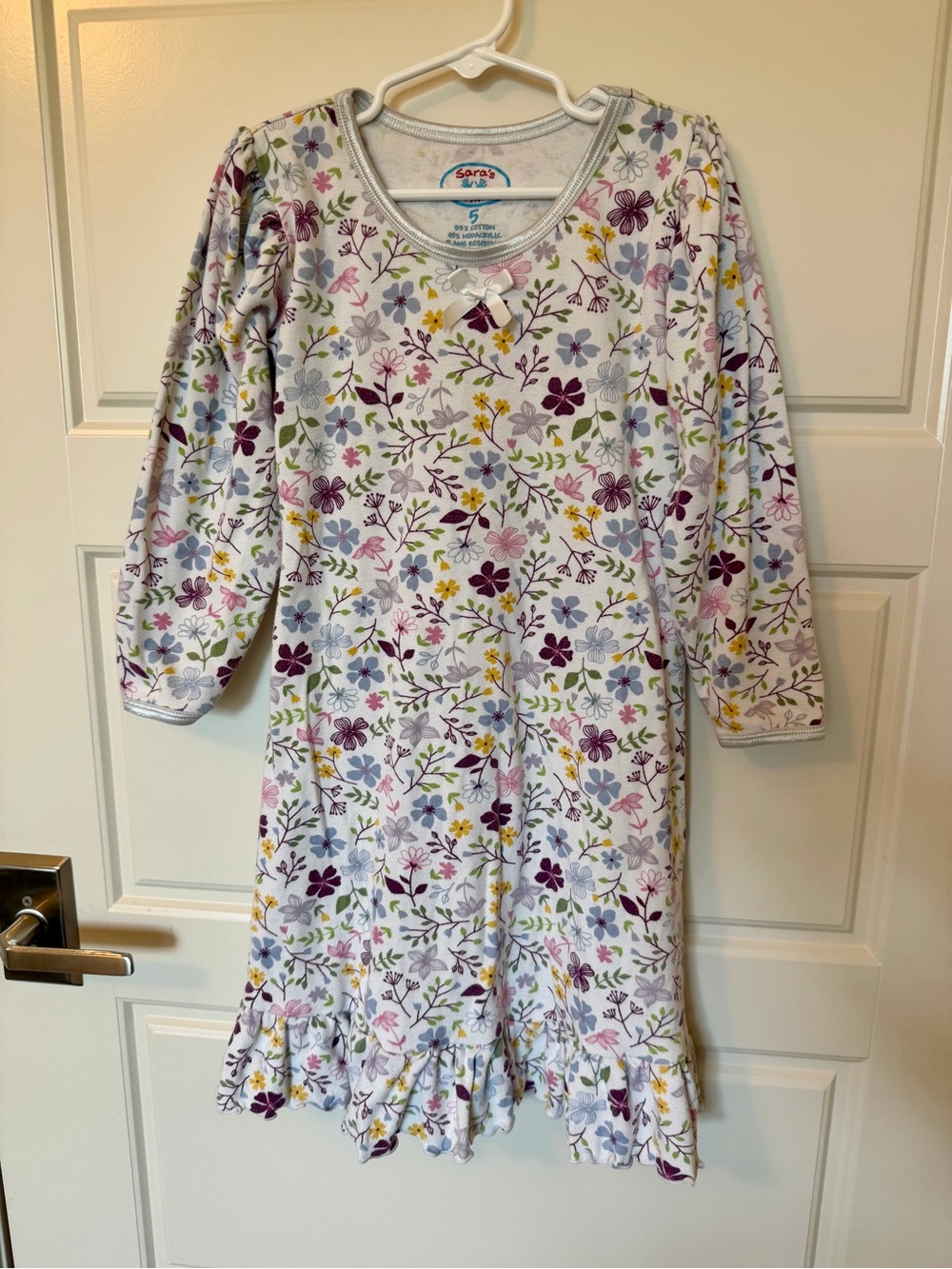 Sara's Prints Whirl-and-Twirl long-sleeve nightgown